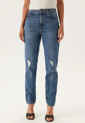 Slitt jeans med hull, mom høy midje